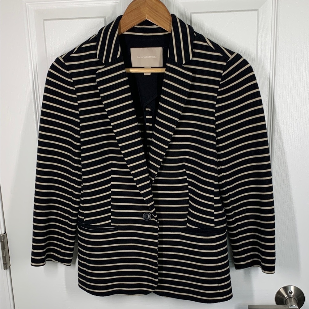 Banana Republic black and tan striped blazer size 4